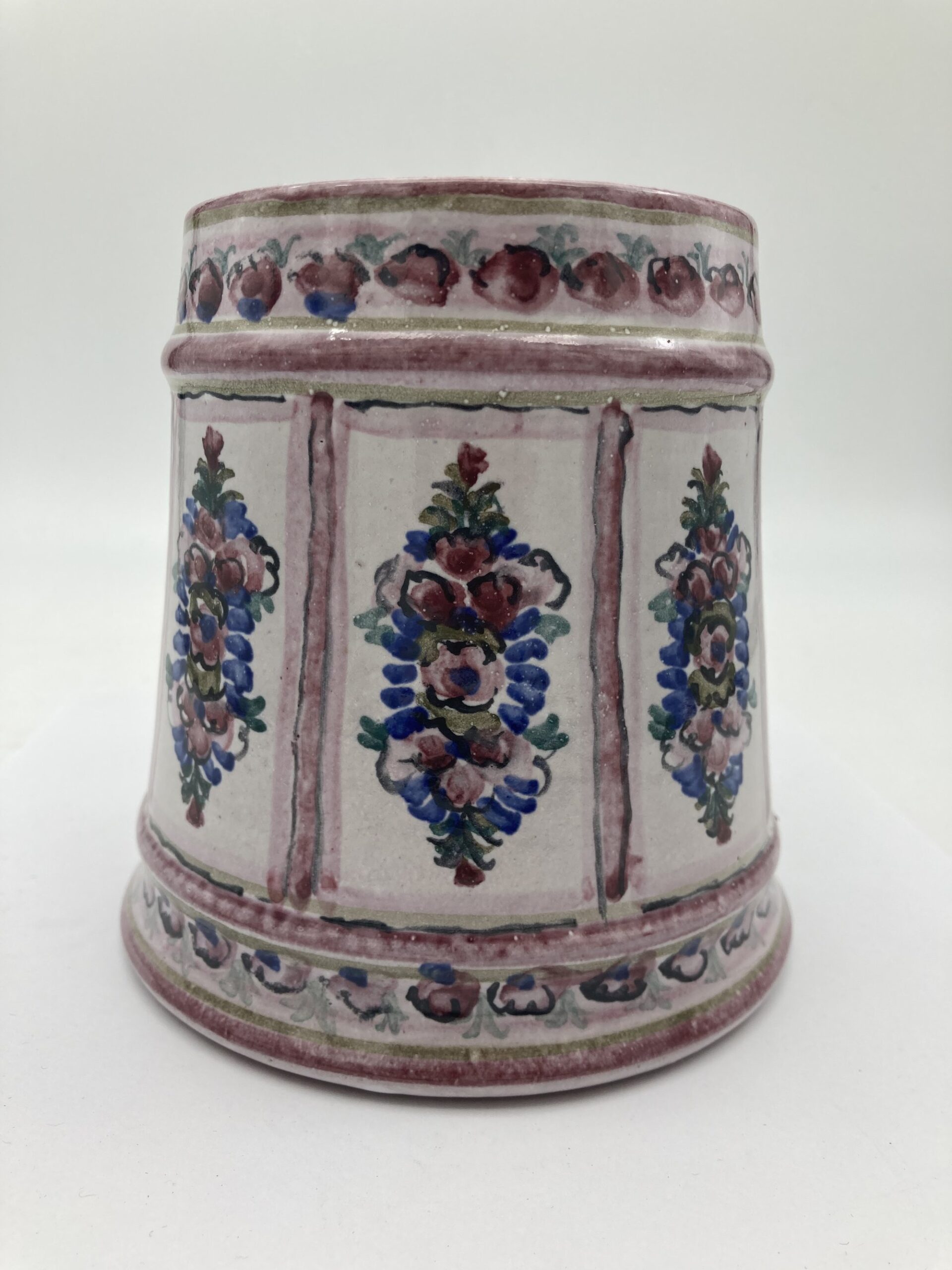 Bierkrug Blütendekor Rosa Blau